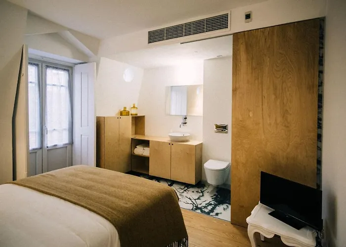 Monte Rubiu Bed and Breakfast Κοΐμπρα